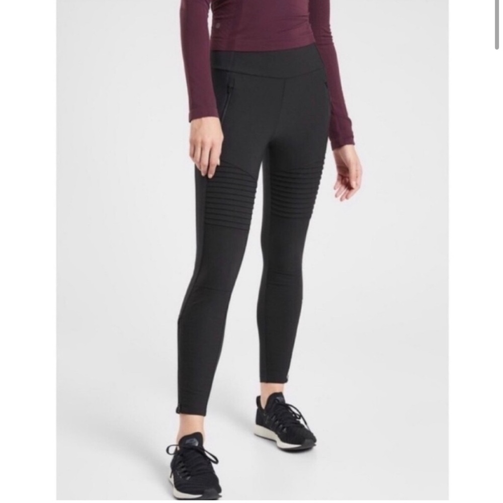 Athleta Headlands Hybrid Moto Tight size 10